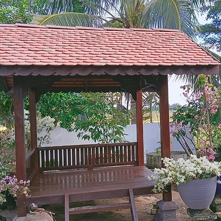 Kurau Inn Farmstay Kuala Kurau Exteriér fotografie