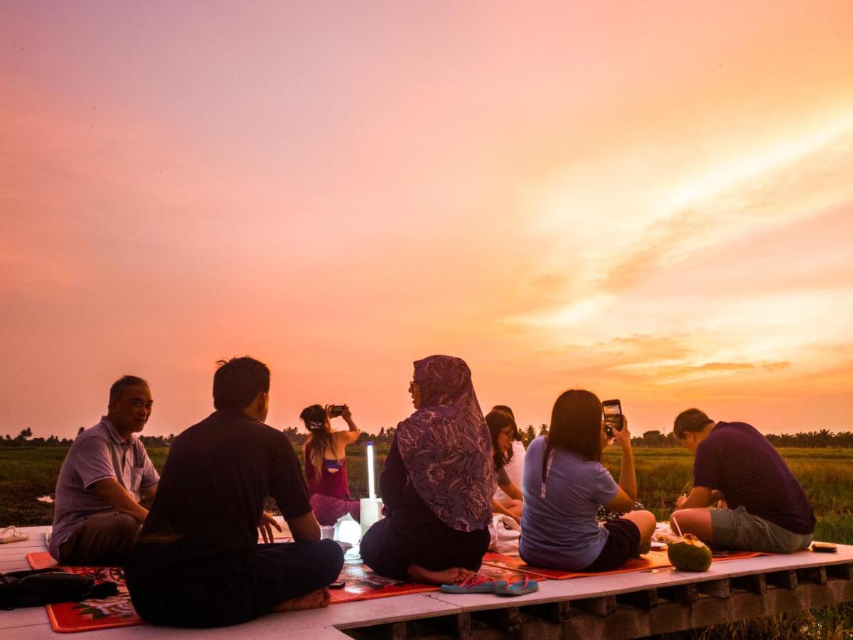 Kurau Inn Farmstay Kuala Kurau Exteriér fotografie